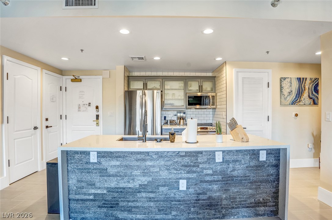 30 Strada Di Villaggio 334 Henderson NV 89011