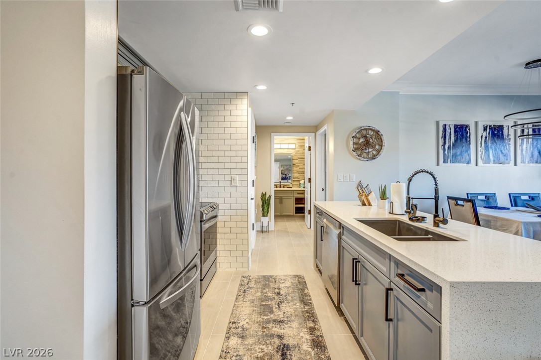 30 Strada Di Villaggio 334 Henderson NV 89011