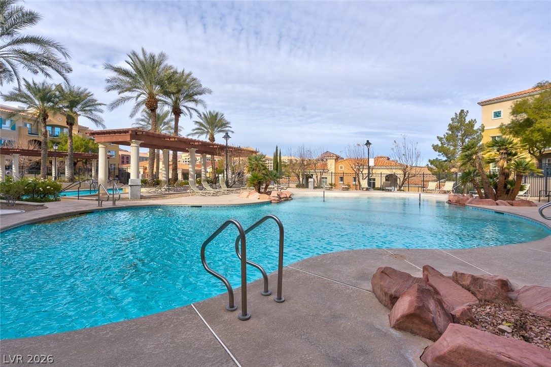 30 Strada Di Villaggio 334 Henderson NV 89011