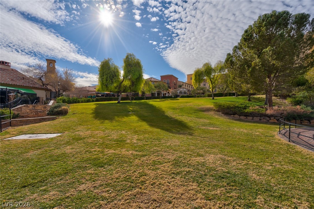 30 Strada Di Villaggio 334 Henderson NV 89011