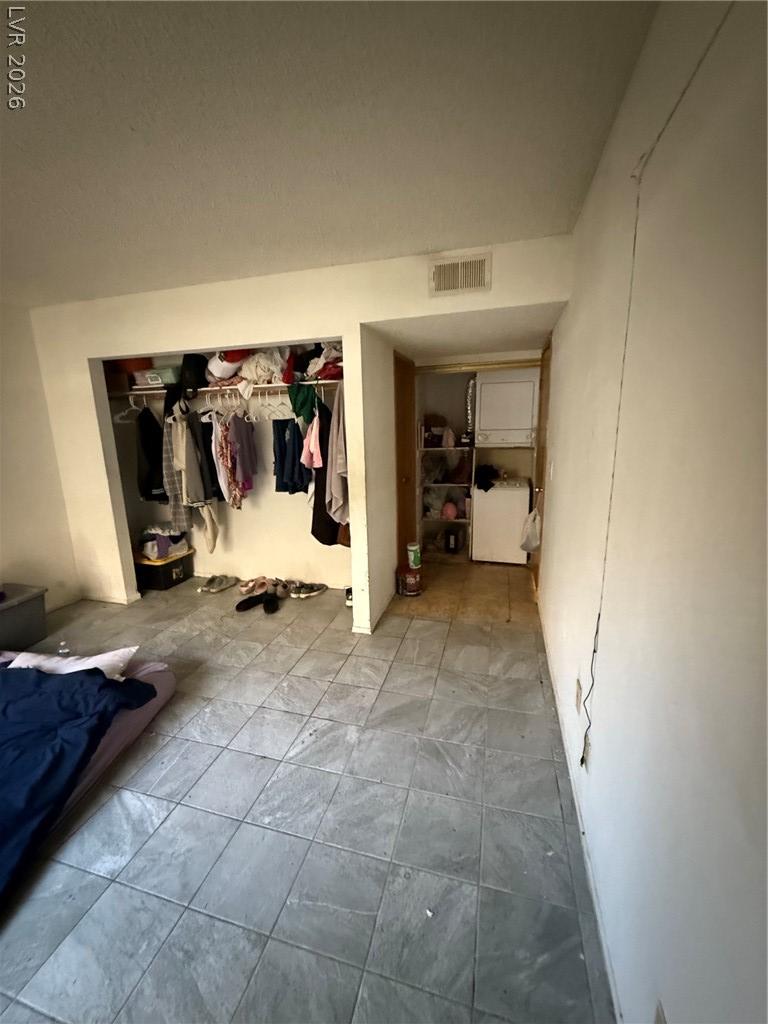 3585 Arville Street 401a Las Vegas NV 89103