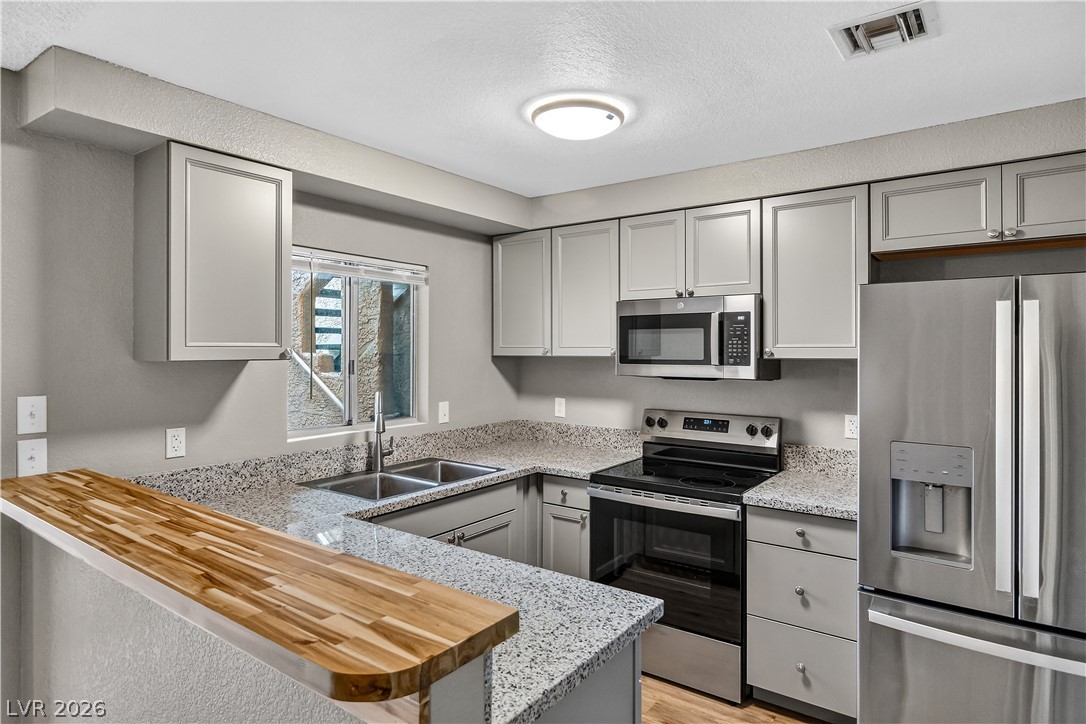 2243 Aspen Mirror Way 102 Laughlin NV 89029