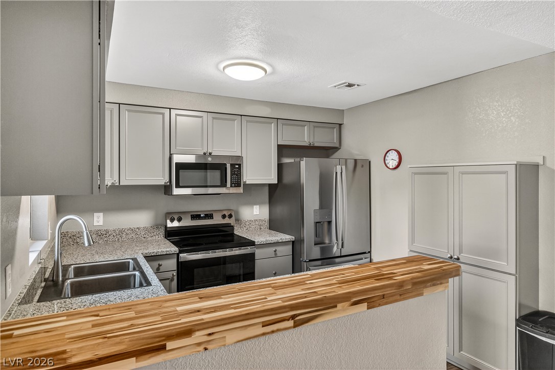 2243 Aspen Mirror Way 102 Laughlin NV 89029
