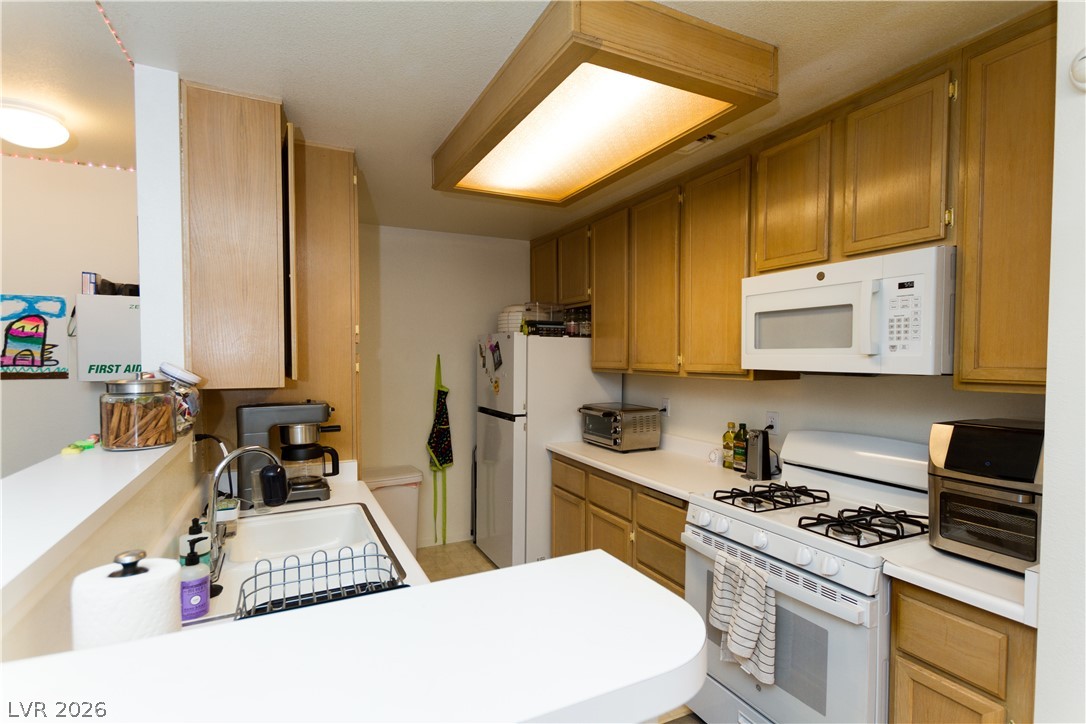 4861 South Torrey Pines Drive 106 Las Vegas NV 89103