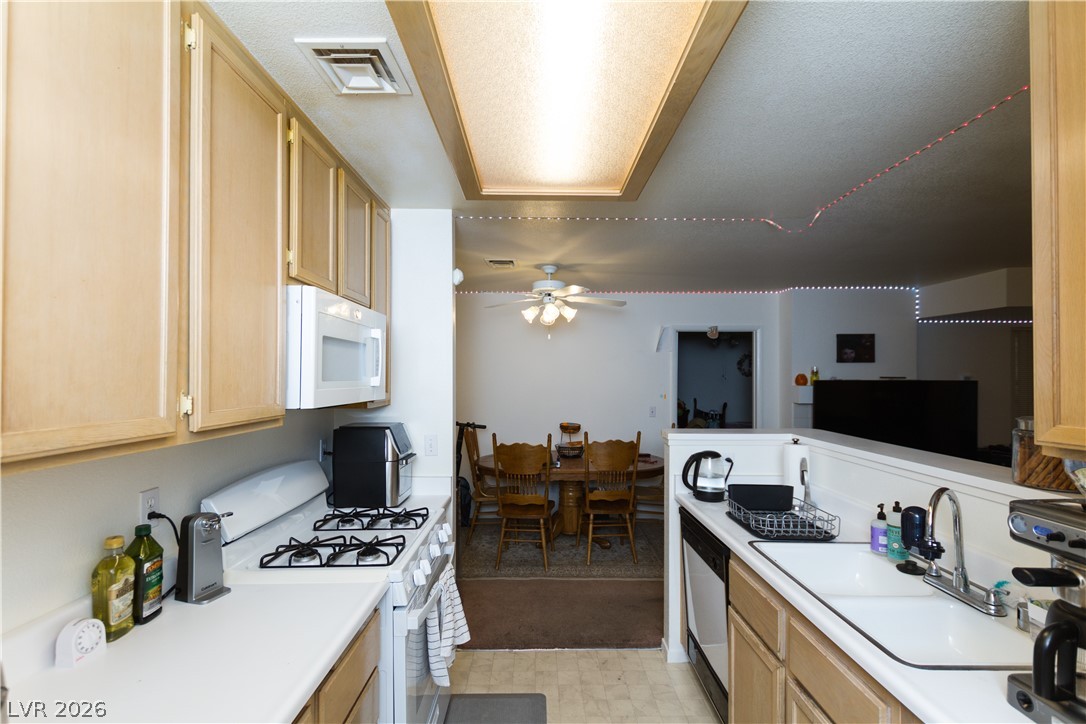 4861 South Torrey Pines Drive 106 Las Vegas NV 89103