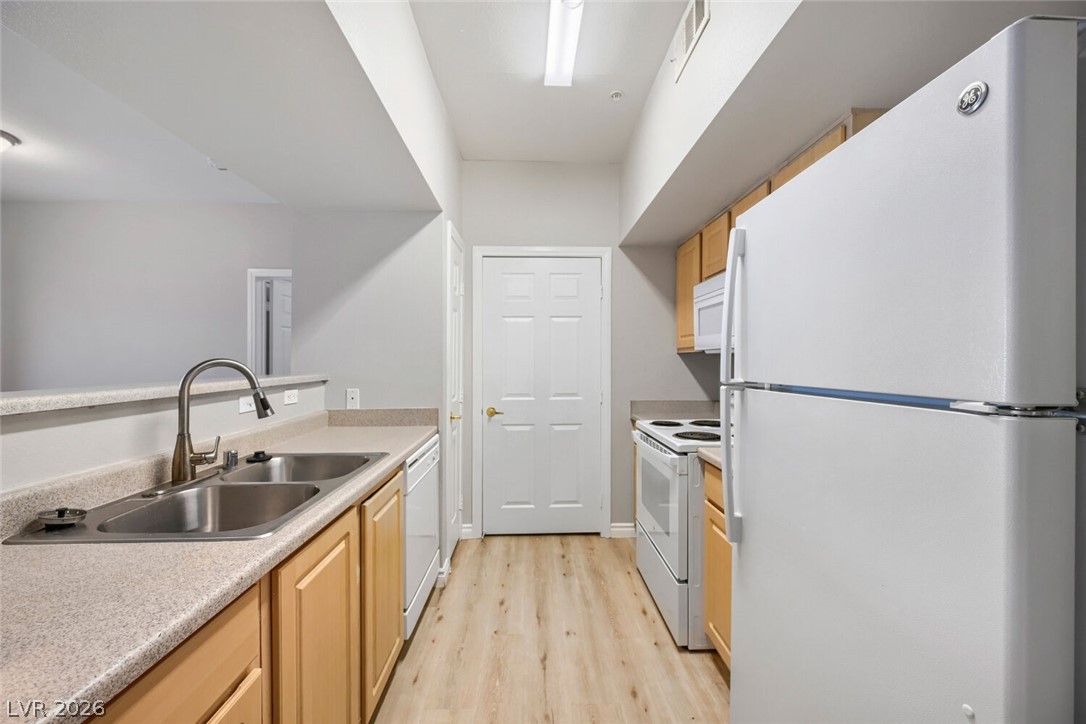 6955 North Durango Drive 1019 Las Vegas NV 89149