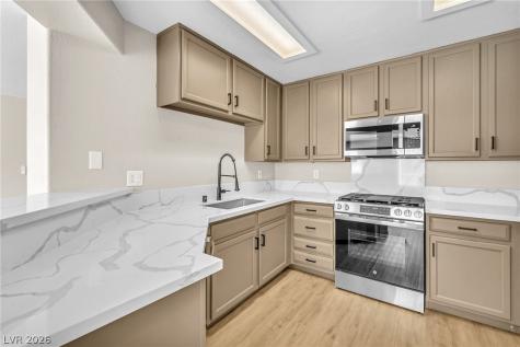 4201 Blarney Lane 103 Las Vegas NV 89110