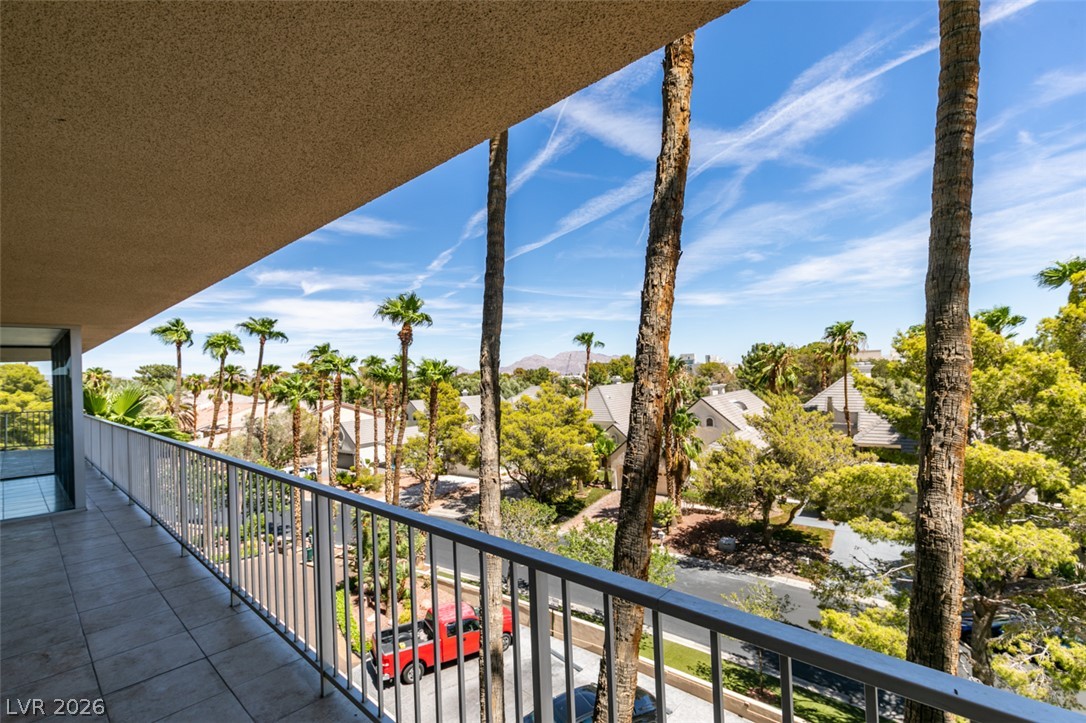 3111 Bel Air Drive 4f Las Vegas NV 89109