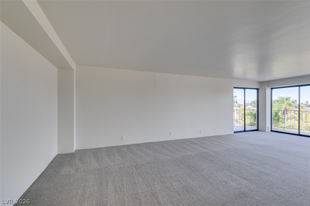 3111 Bel Air Drive 4f Las Vegas NV 89109