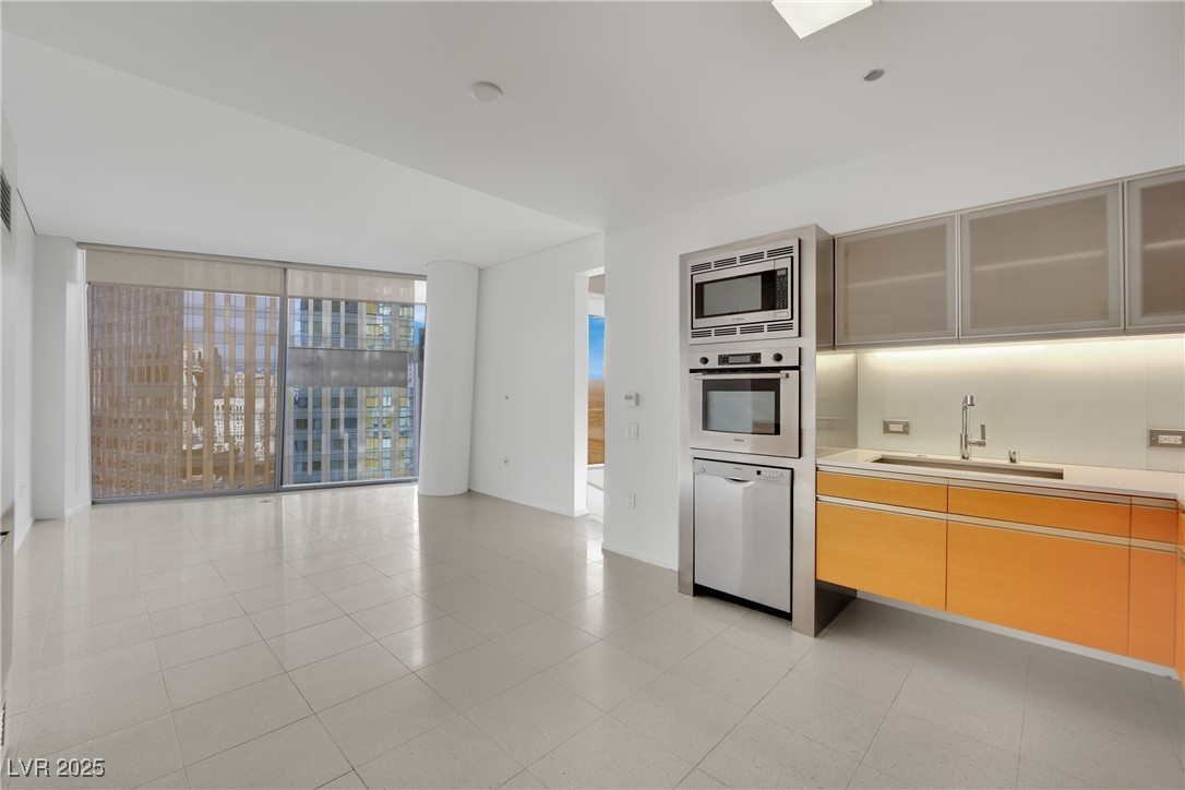 3722 Las Vegas Boulevard 2101 Las Vegas NV 89158