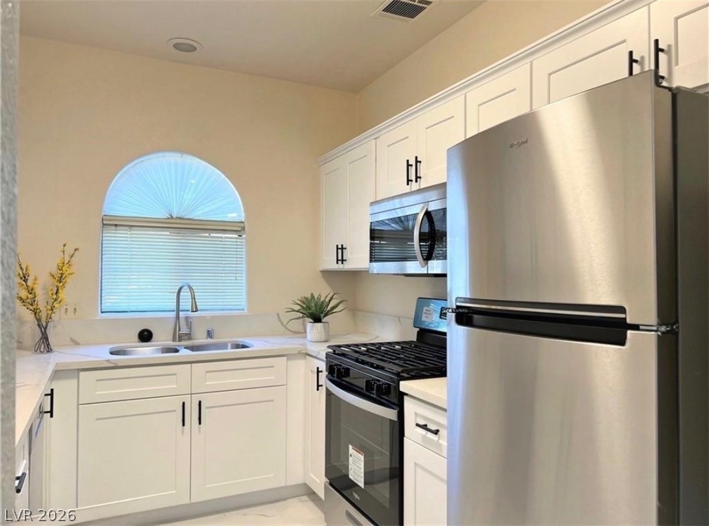 1407 Santa Margarita Street D Las Vegas NV 89146