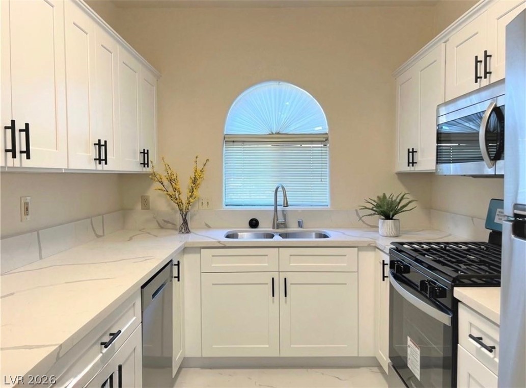 1407 Santa Margarita Street D Las Vegas NV 89146
