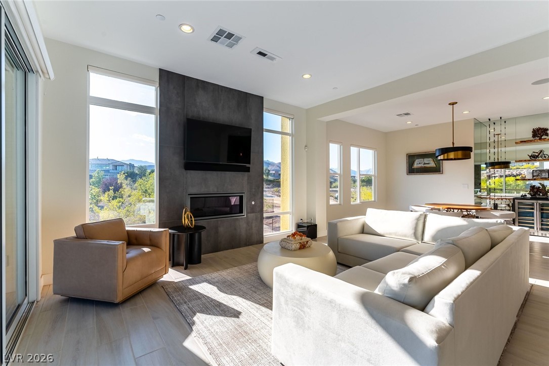 11280 Granite Ridge Drive 1106 Las Vegas NV 89135