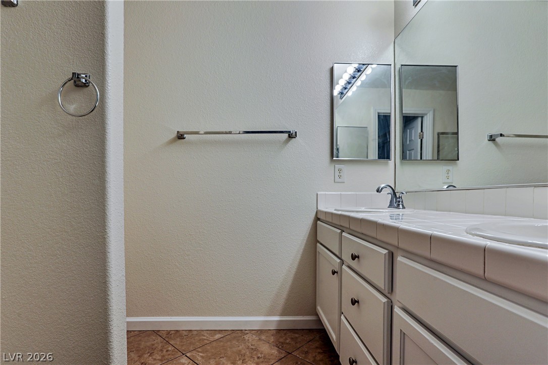 520 Arrowhead Trail 613 Henderson NV 89015