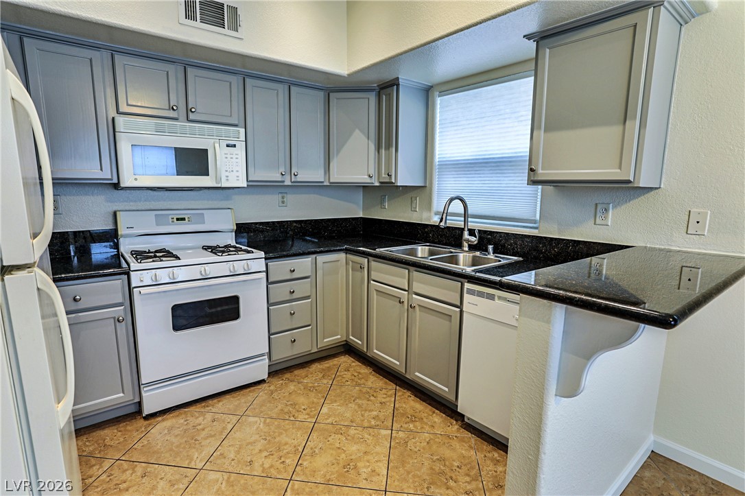 520 Arrowhead Trail 613 Henderson NV 89015