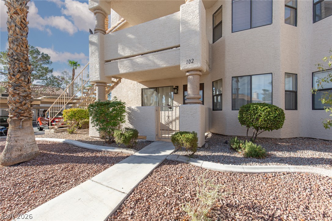 1001 Falconhead Lane 102 Las Vegas NV 89128