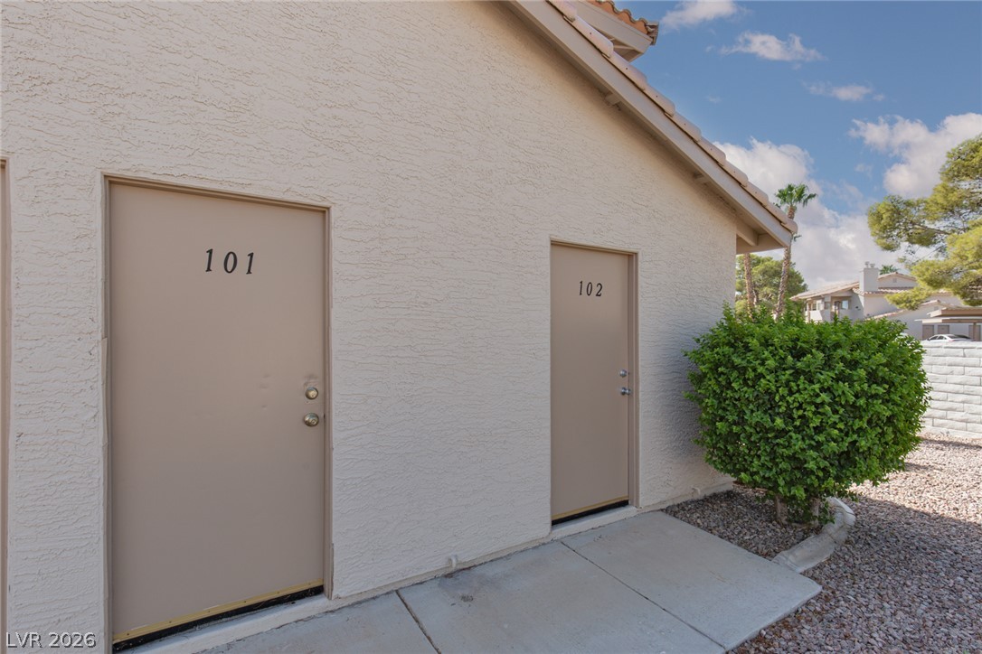 1001 Falconhead Lane 102 Las Vegas NV 89128