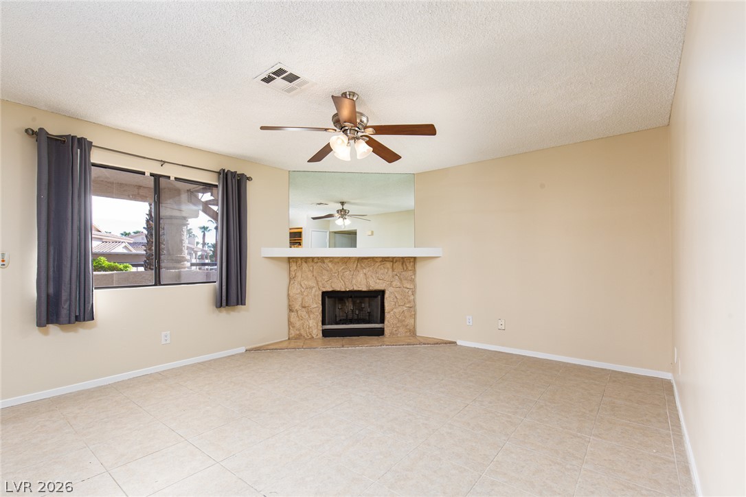 1001 Falconhead Lane 102 Las Vegas NV 89128