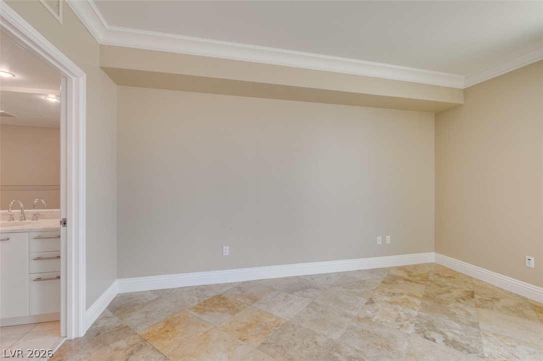 222 Karen Avenue 1905 Las Vegas NV 89109