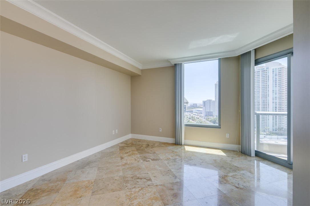 222 Karen Avenue 1905 Las Vegas NV 89109