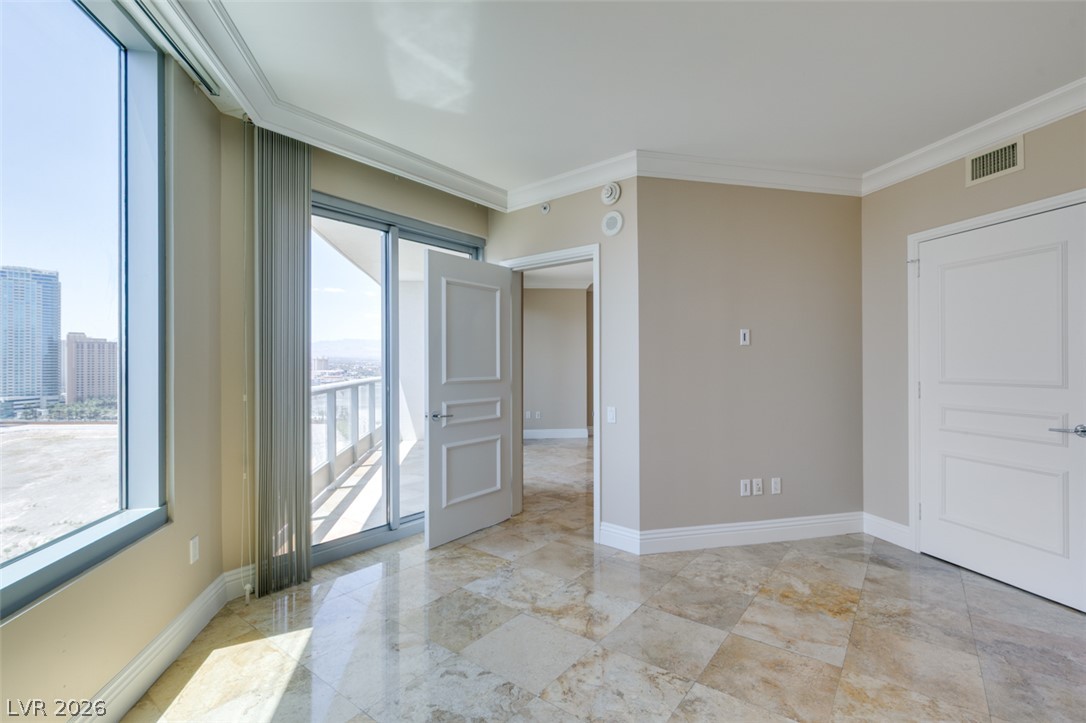222 Karen Avenue 1905 Las Vegas NV 89109