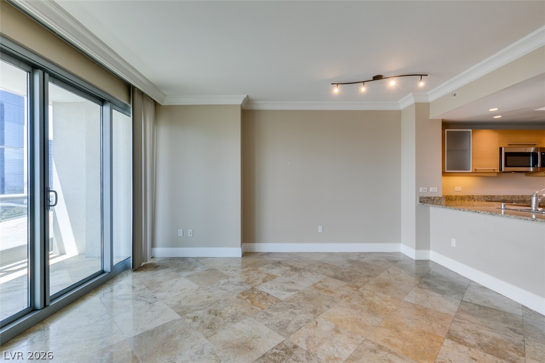 222 Karen Avenue 1905 Las Vegas NV 89109