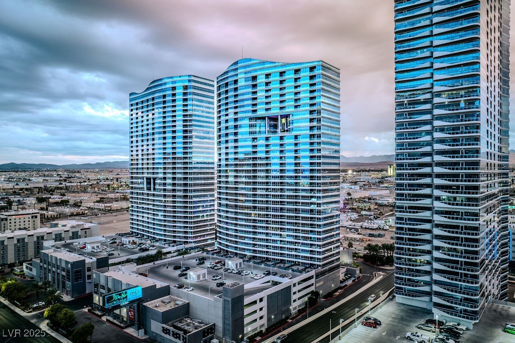 4575 Dean Martin Drive 806 Las Vegas NV 89103