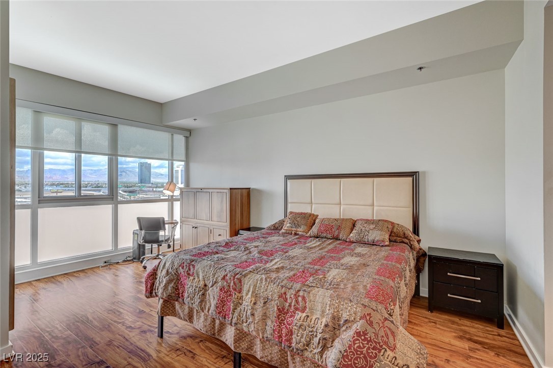 4575 Dean Martin Drive 806 Las Vegas NV 89103