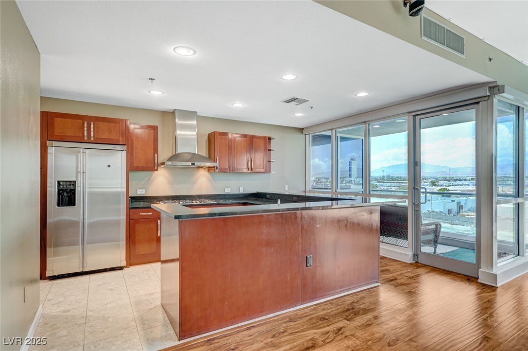 4575 Dean Martin Drive 806 Las Vegas NV 89103