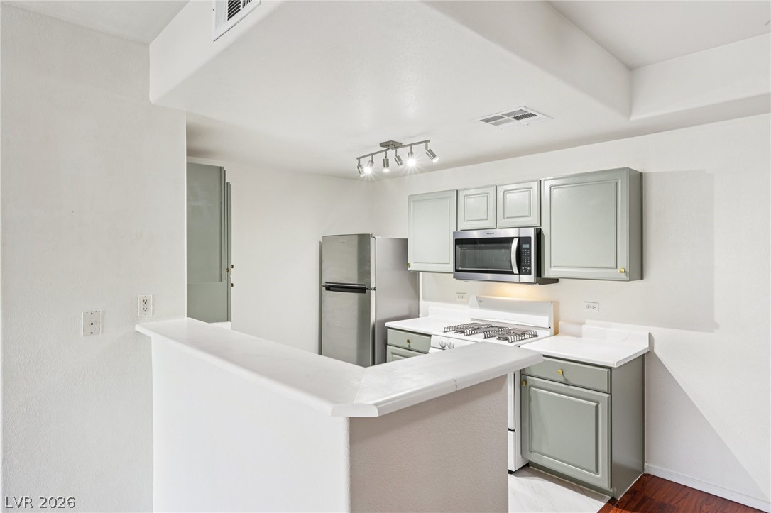 8250 North Grand Canyon Drive 2034 Las Vegas NV 89166