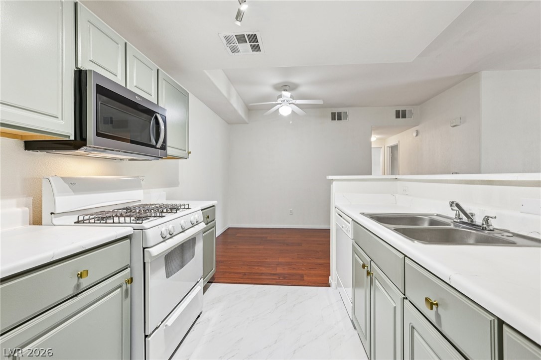 8250 North Grand Canyon Drive 2034 Las Vegas NV 89166