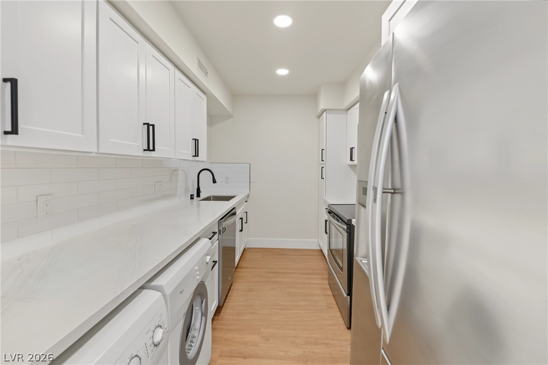 668 Oakmont Avenue 1706 Las Vegas NV 89109