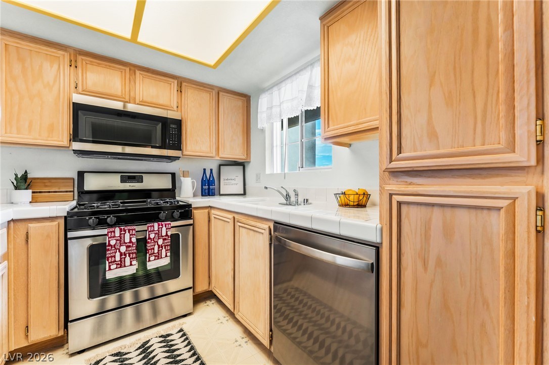 1909 High Valley Court 204 Las Vegas NV 89128