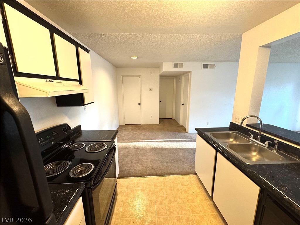 221 Mission Newport Lane 206 Las Vegas NV 89107