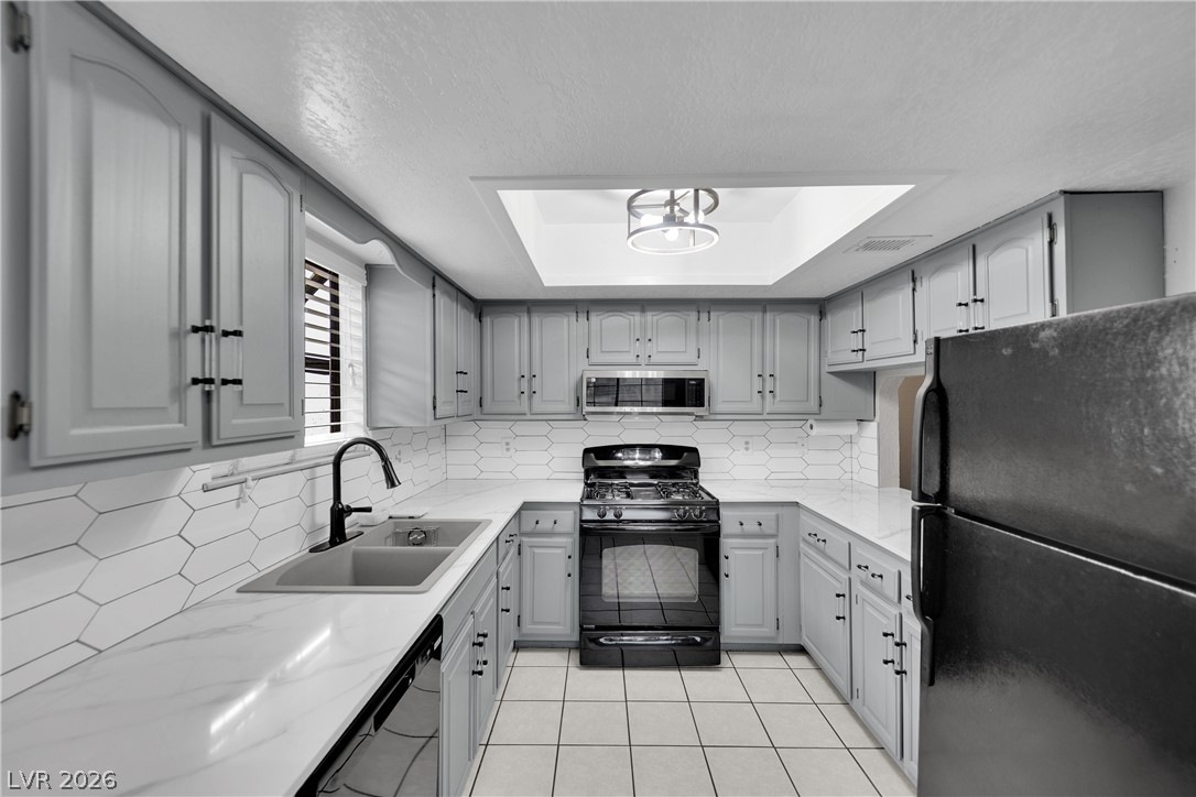 5075 Eldora Avenue 2 Las Vegas NV 89146