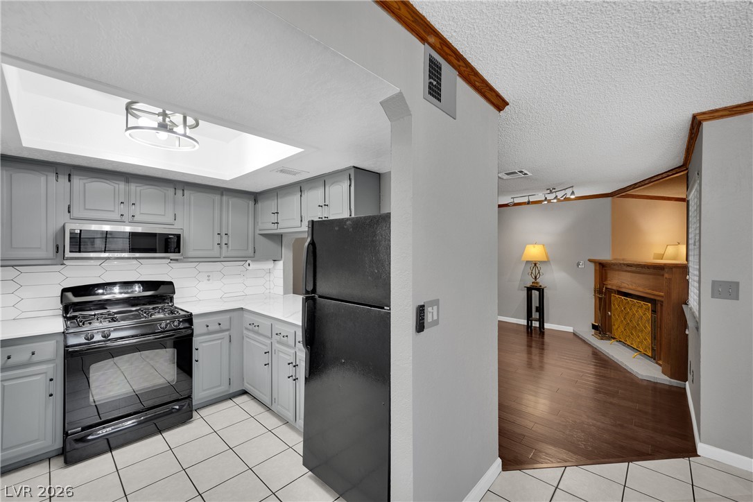 5075 Eldora Avenue 2 Las Vegas NV 89146