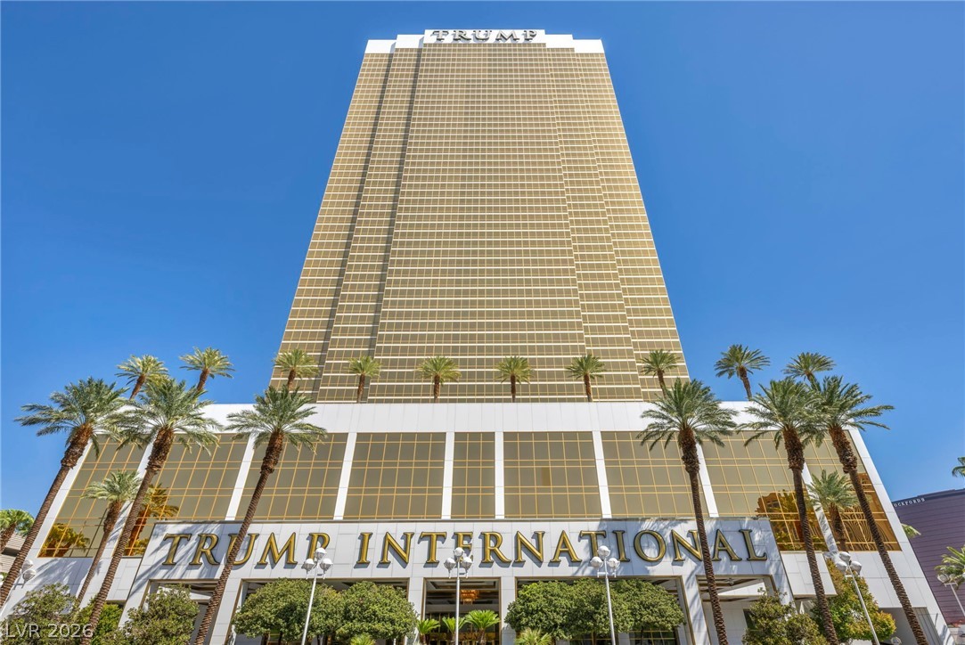 2000 North Fashion Show Drive 2201 Las Vegas NV 89109