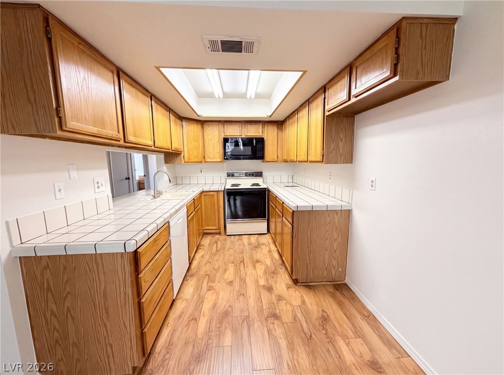 5056 Jeffreys Street 102 Las Vegas NV 89119