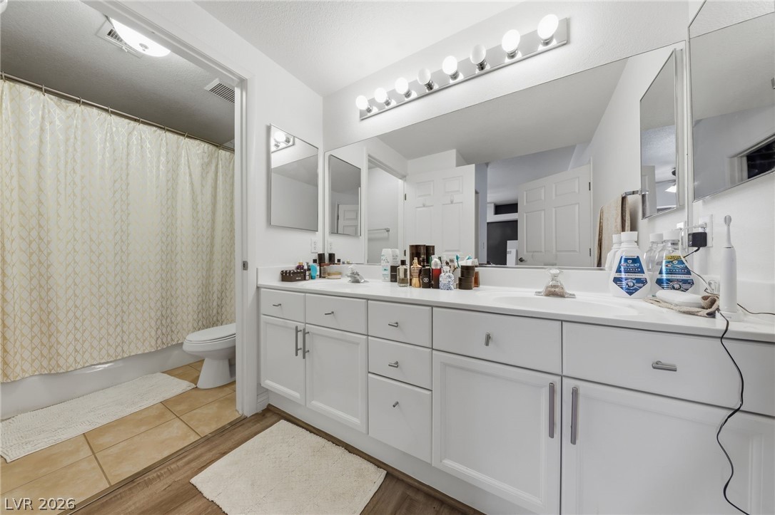 10553 Pine Glen Avenue 104 Las Vegas NV 89144