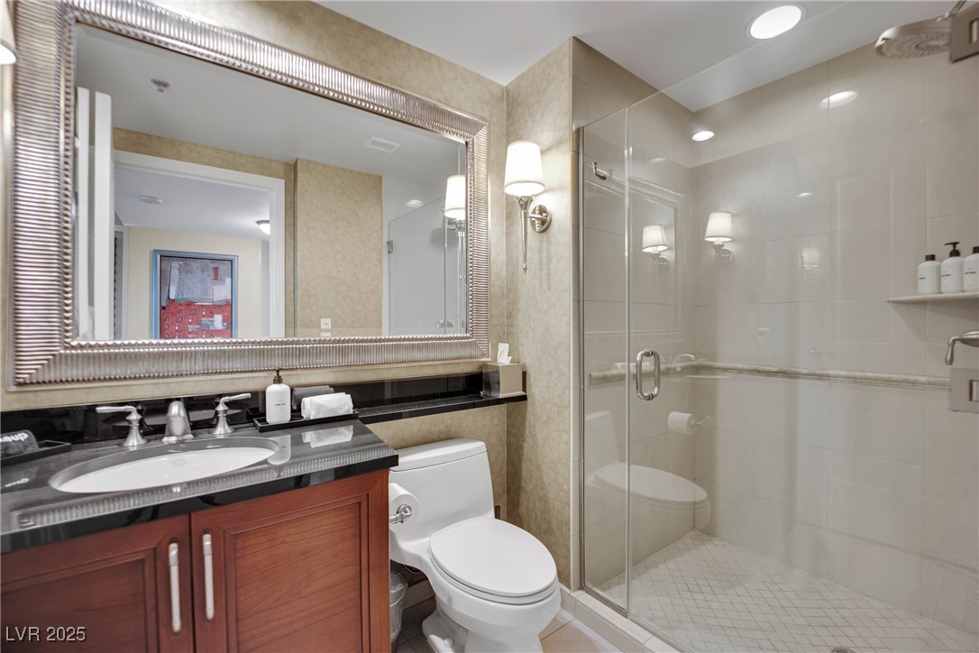 135 East Harmon Avenue 2002 & 2004 Las Vegas NV 89109