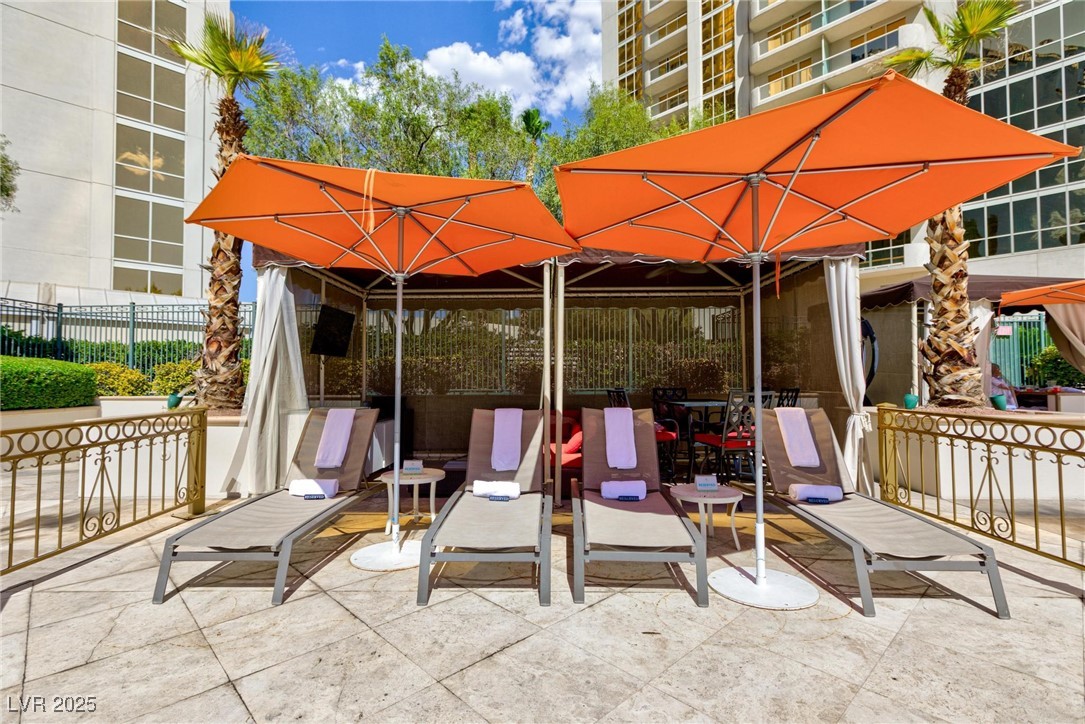 135 East Harmon Avenue 2002 & 2004 Las Vegas NV 89109