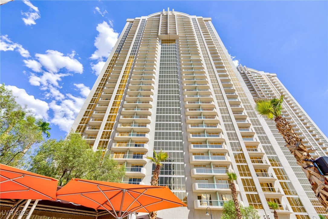 135 East Harmon Avenue 2002 & 2004 Las Vegas NV 89109