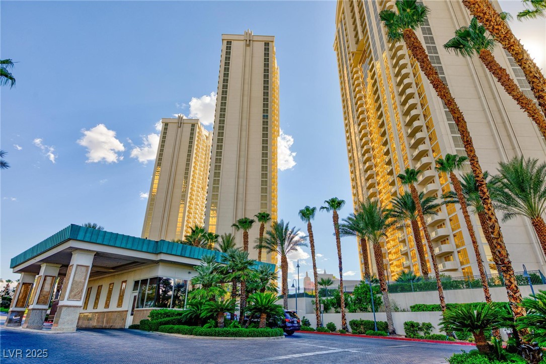 135 East Harmon Avenue 2002 & 2004 Las Vegas NV 89109