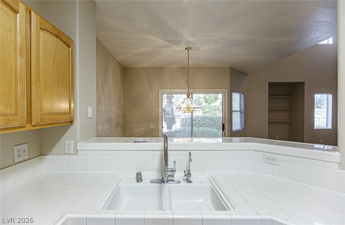 2101 Quartz Cliff Street 105 Las Vegas NV 89117