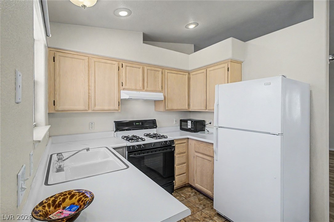 7572 Durham Hall Avenue 201 Las Vegas NV 89130