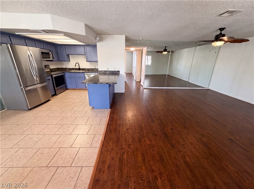 1325 Keifer Lane 201 Las Vegas NV 89128