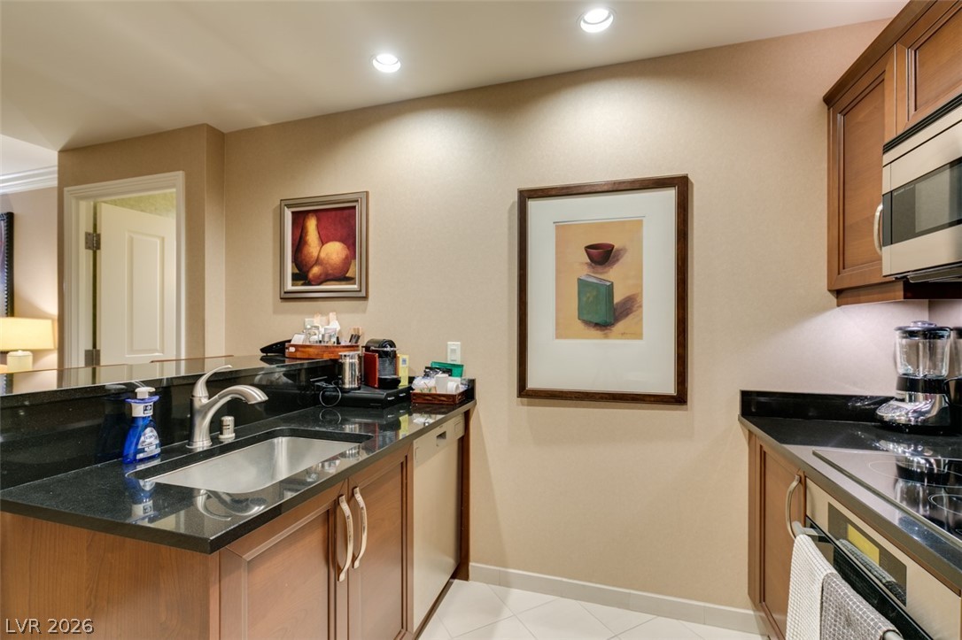 125 East Harmon Avenue 2821 Las Vegas NV 89109