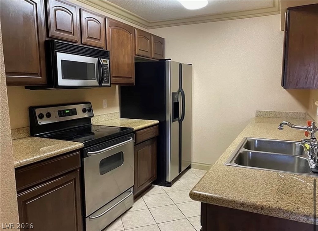 8101 West Flamingo Road 2016 Las Vegas NV 89147