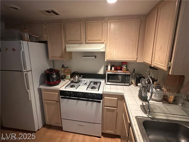1830 North Pecos Road 230 Las Vegas NV 89115