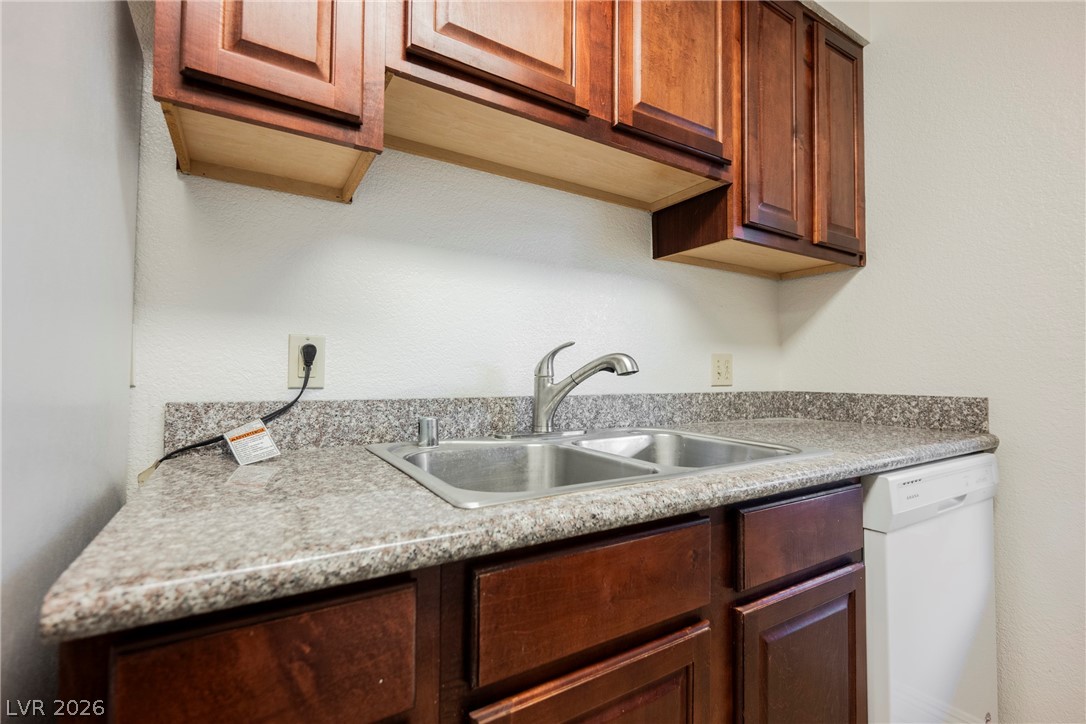 2606 South Durango Drive 128 Las Vegas NV 89117